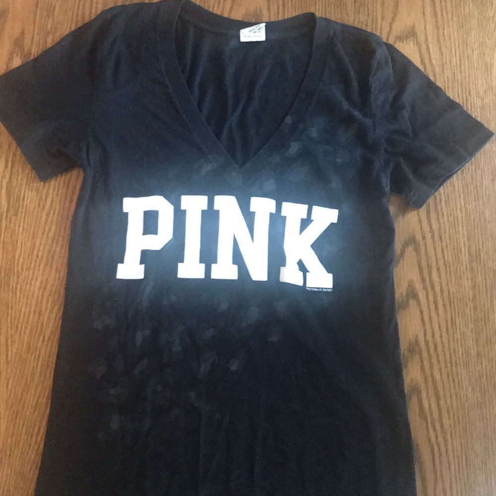 Small PINK Victoria’s Secret Tee